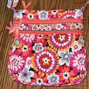 Vera Bradley large adjustable crossbody